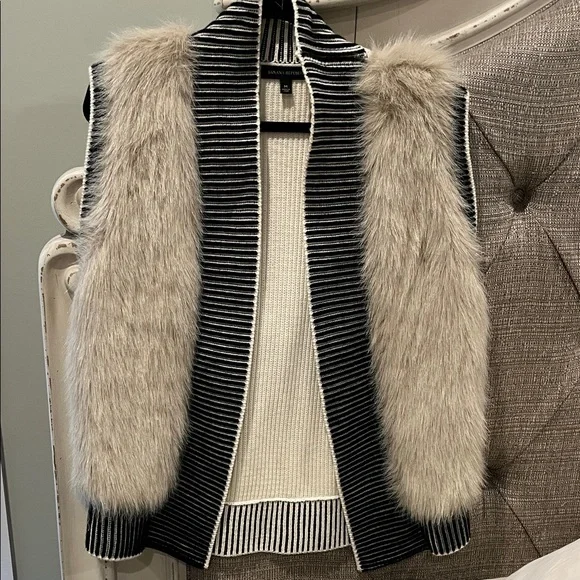 Banana Republic Black and White Striped Vest with Faux Fur - Picture 1 of 4
